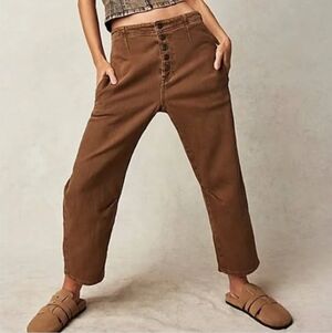 We The Free Osaka Mid Rise Barrel Tan Trouser Pants Women's Size 25 Button Fly